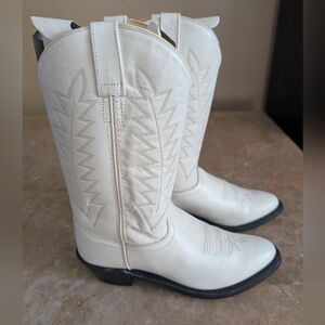 Old West Vintage Classic White Leather Western Boots Women's Size 8 No Box